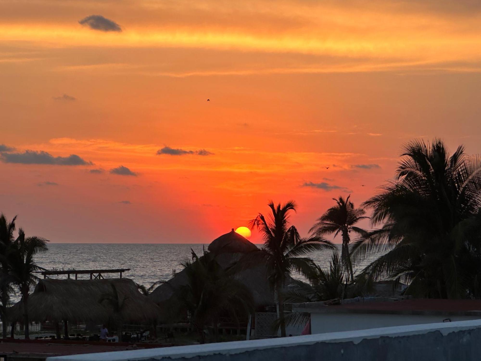 Hotel Casa Prisca Coyuca de Benitez Екстериор снимка